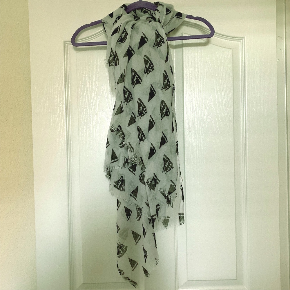 Grey & black sailboat print scarf